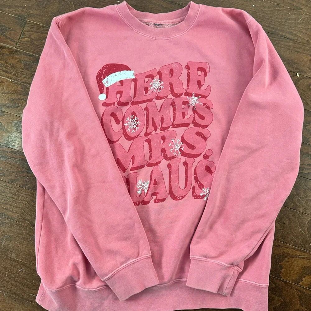 Living Fully Co. Mama Claus sweatshirt - Picture 4 of 5